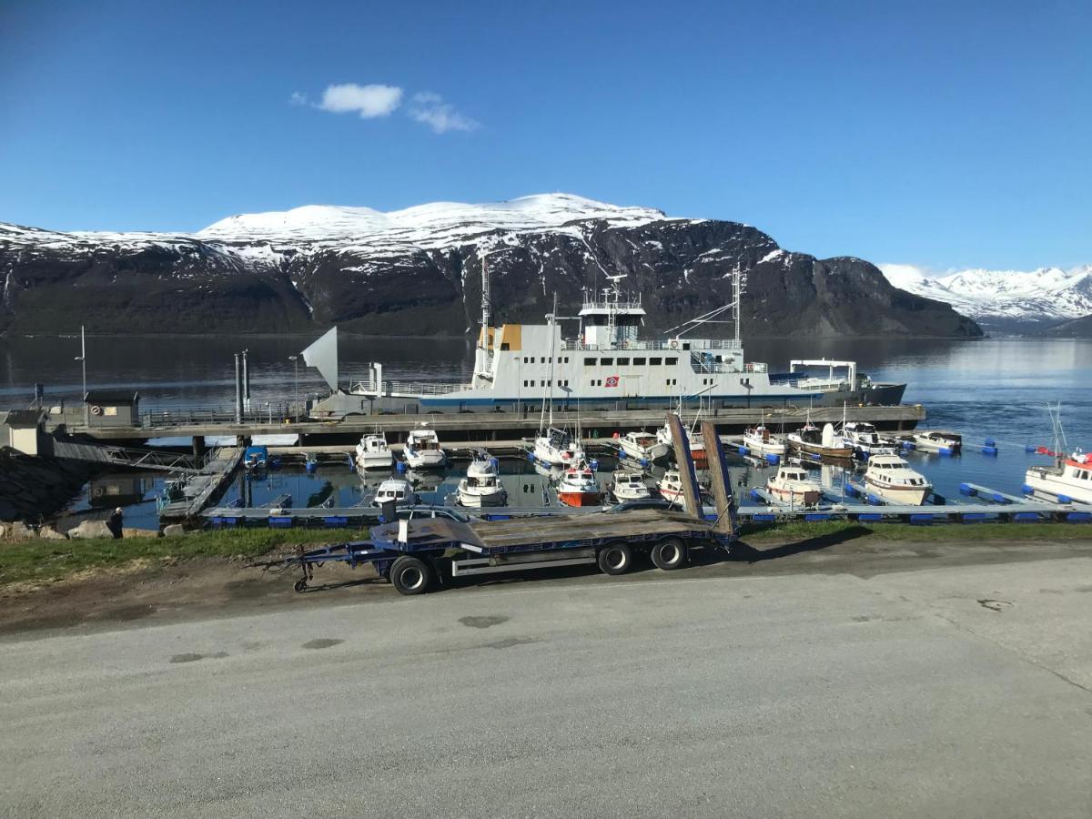 Lyngenfjord Gammelhotell Olderdalen Exteriér fotografie
